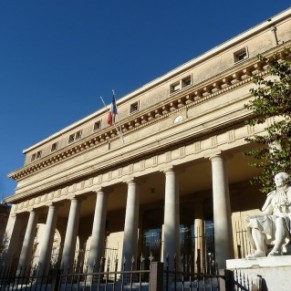 Un an de prison ferme pour des violences homophobes contre un couple gay - Marseille 