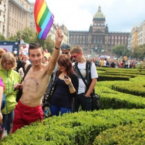 Les 2/3 des tchques soutiennent la lgalisation du mariage gay  - Rpublique tchque