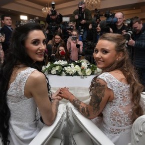 L'Irlande du Nord a clbr son premier mariage homosexuel  - Royaume-Uni 