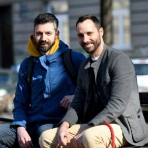 La bataille d'un couple gay croate pour accueillir des enfants - Croatie 