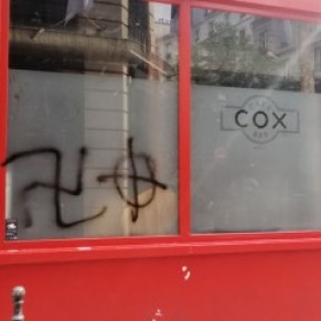 Quatre interpellations suite  la vandalisation de deux bars gay - Paris 
