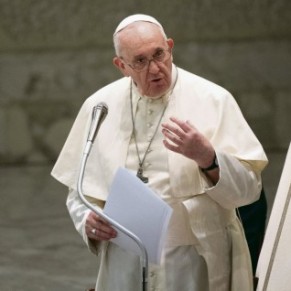 Le Vatican clarifie les propos du pape Franois sur les unions civiles gay - Eglise catholique 