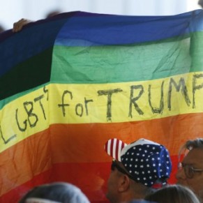 Un sondage indique que le nombre de LGBT ayant vot Trump a doubl par rapport  2016