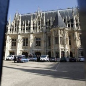 6 ans de prison ferme contre un homme accus d'agression homophobe - Rouen 