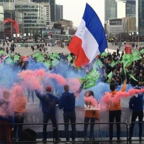 Manifestations anti-PMA sous tension  Paris et en rgions  - Projet de loi 
