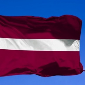 Mort par le feu d'un homosexuel, des associations dnoncent un crime homophobe - Lettonie