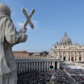Le Vatican s'oppose à un projet de loi italien contre l'homophobie - Vatican  