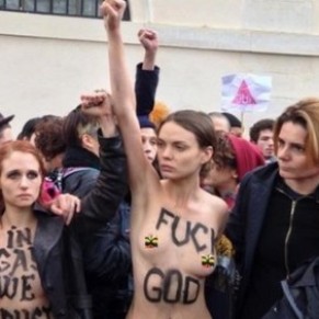 Non-lieu pour sept Femen et Caroline Fourest aprs des incidents pendant une manif anti-mariage gay - Justice 