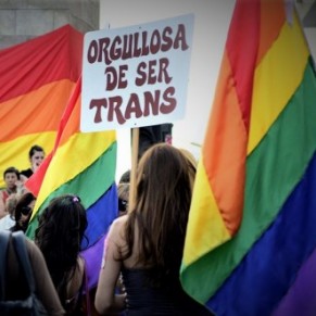 A Mexico, une Clinique Trans pour des soins et contre le rejet - Genre 