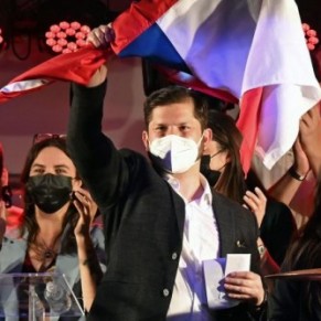 Kast l'ultra-conservateur face à Boric le millénial de gauche  - Présidentielle Chili 