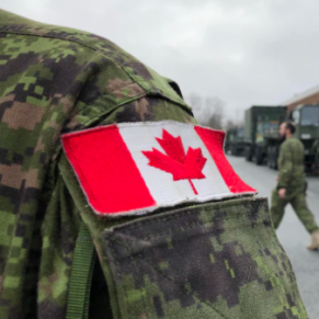 L'extrémisme et l'homophobie gagnent du terrain au sein de l'armée  - Canada 
