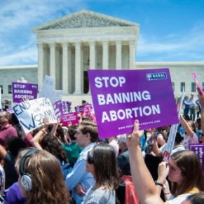 Le droit à l'avortement en péril, d'autres droits pourraient être menacés