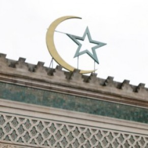 Les responsables de la mosquée de Beauvais réclament sa réouverture en référé - Islam / Homophobie 
